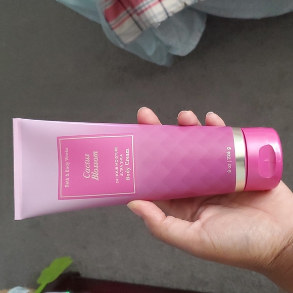 Bath & Body Works Accessories - Bath and body works Cactus Blossom Scent